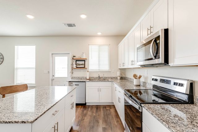 10203 Band Wagon, Converse, TX 78109