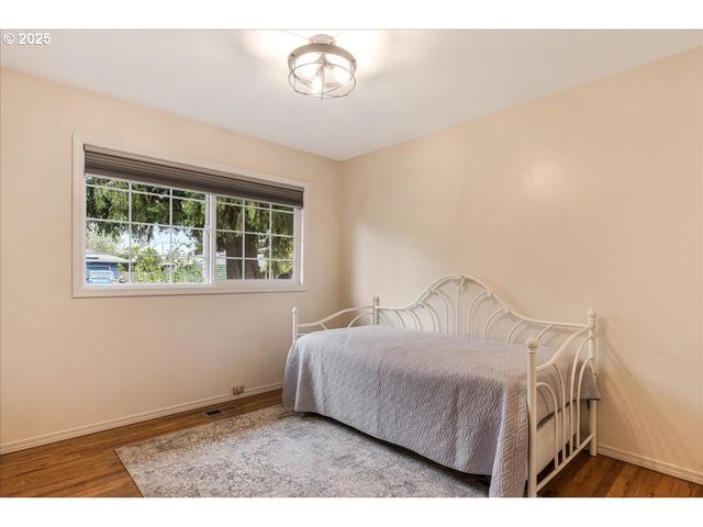 2604 Se 176th Pl, Portland, OR 97236