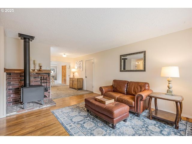 2604 Se 176th Pl, Portland, OR 97236