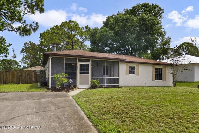 271 Bali Street SE, Palm Bay, FL 32909