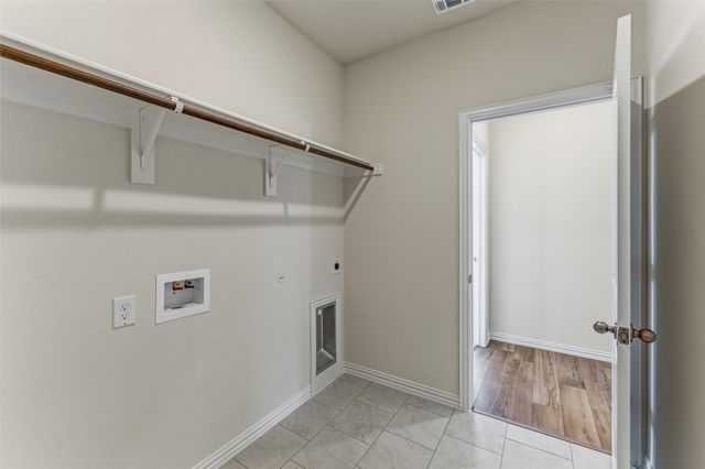 148 Oak Grove Way, Springtown, TX 76082