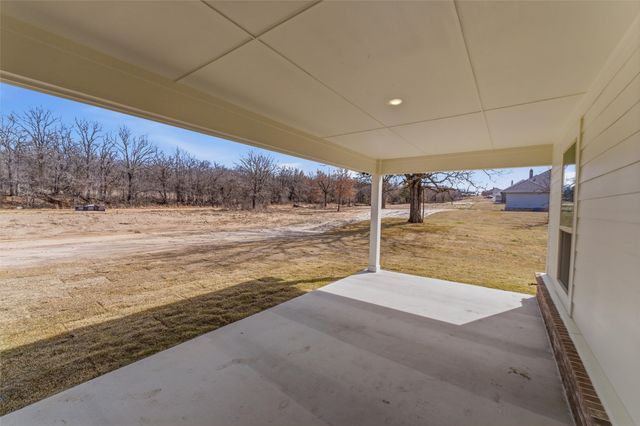 148 Oak Grove Way, Springtown, TX 76082