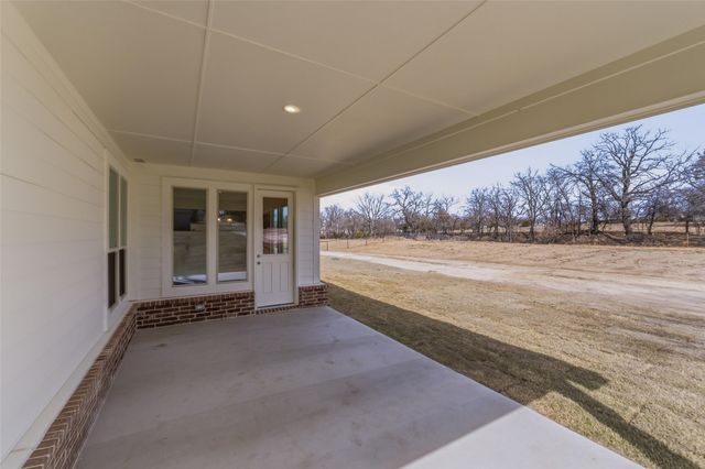 148 Oak Grove Way, Springtown, TX 76082