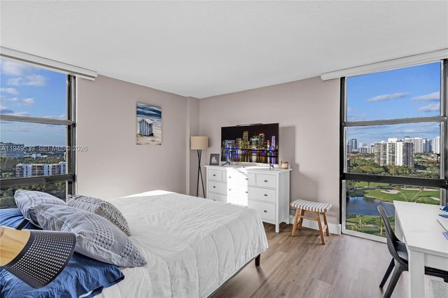 20301 W Country Club Drive 1623, Aventura, FL 33180