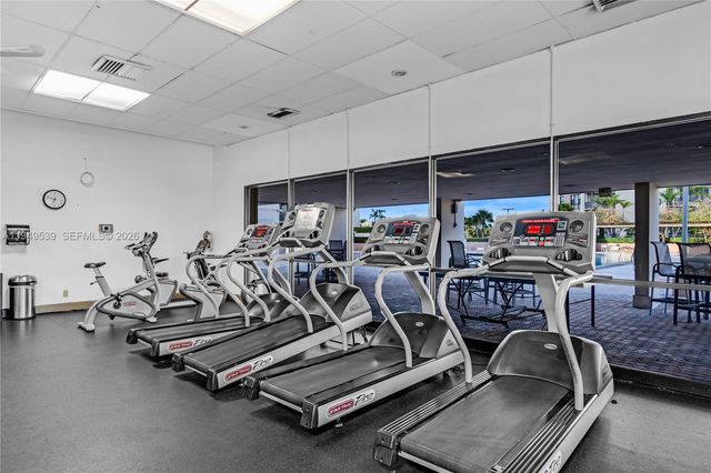 20301 W Country Club Drive 1623, Aventura, FL 33180