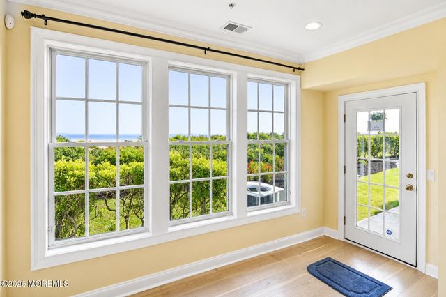 40 Golden Eye Lane, Middletown, NJ 07758