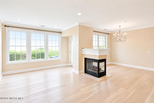 40 Golden Eye Lane, Middletown, NJ 07758