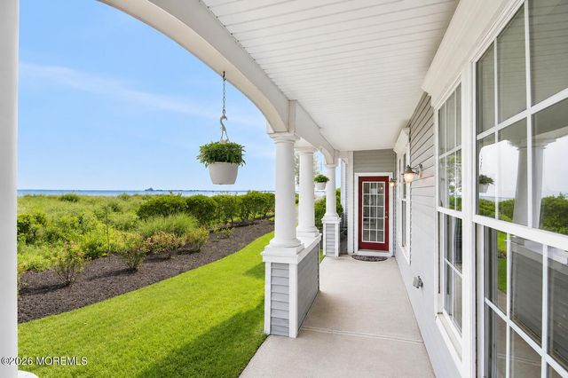 40 Golden Eye Lane, Middletown, NJ 07758