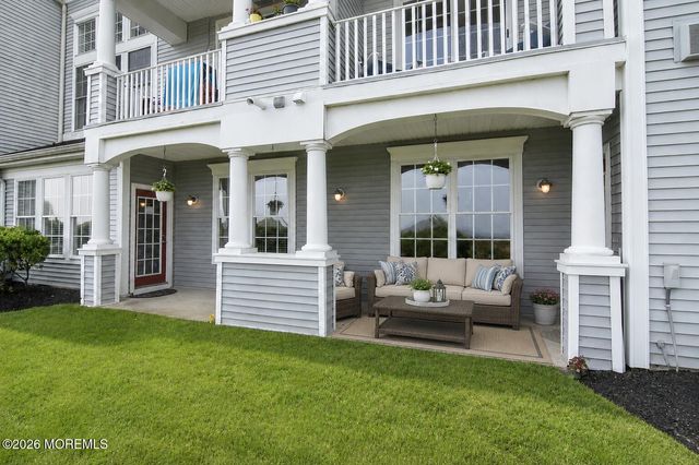 40 Golden Eye Lane, Middletown, NJ 07758