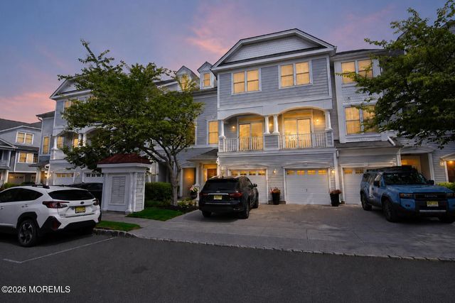40 Golden Eye Lane, Middletown, NJ 07758