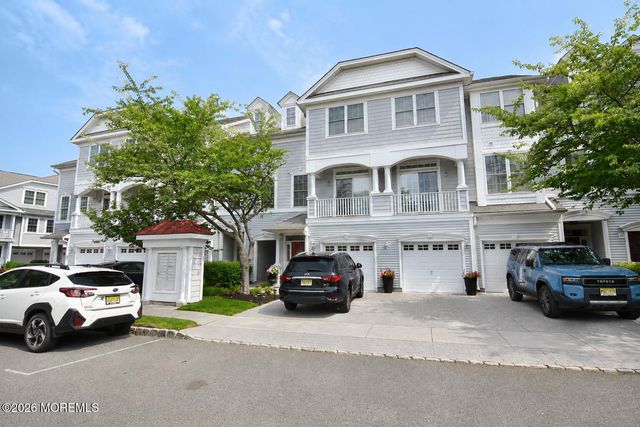 40 Golden Eye Lane, Middletown, NJ 07758
