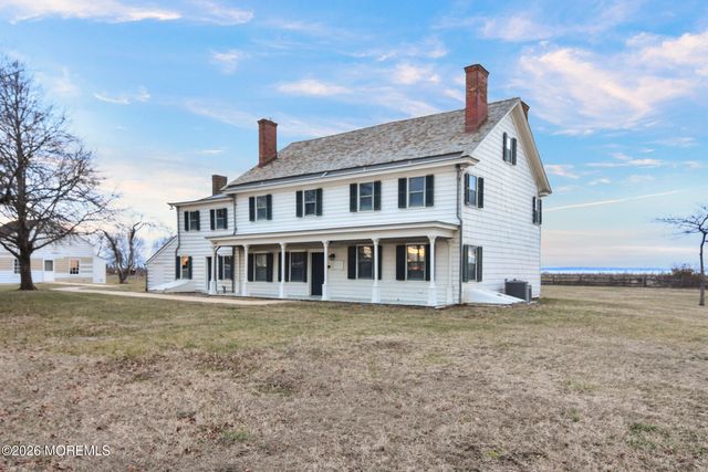 40 Golden Eye Lane, Middletown, NJ 07758