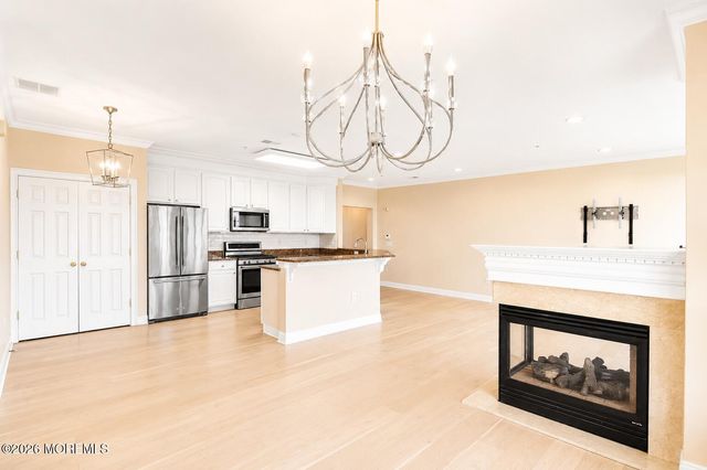 40 Golden Eye Lane, Middletown, NJ 07758