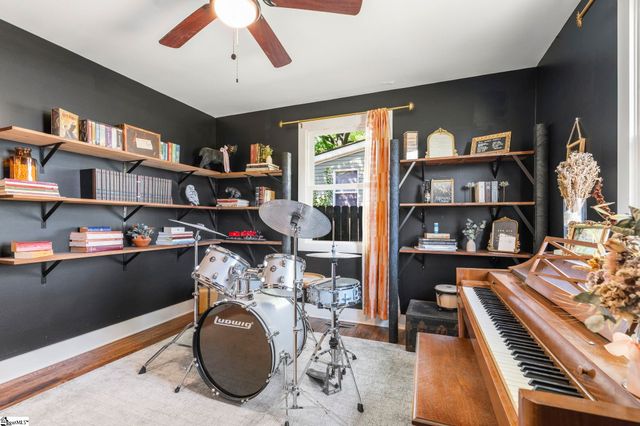 8 Nimitz Street, Greenville, SC 29609