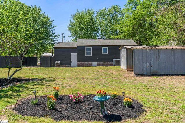 8 Nimitz Street, Greenville, SC 29609