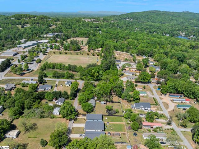 8 Nimitz Street, Greenville, SC 29609