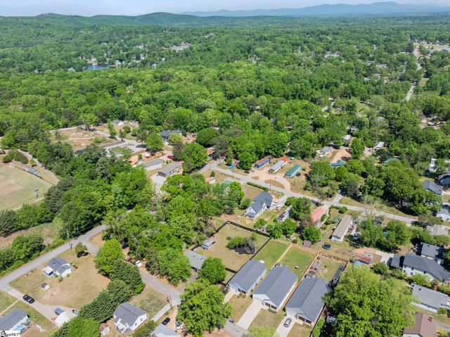 8 Nimitz Street, Greenville, SC 29609