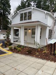 13472 (HS 8) NE 112th Place, Redmond, WA 98052