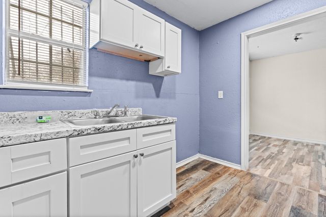 3839 Ave Avenue N, Fort Worth, TX 76105