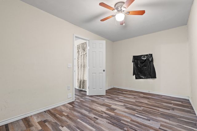 3839 Ave Avenue N, Fort Worth, TX 76105