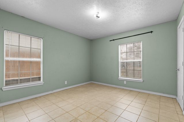 3839 Ave Avenue N, Fort Worth, TX 76105