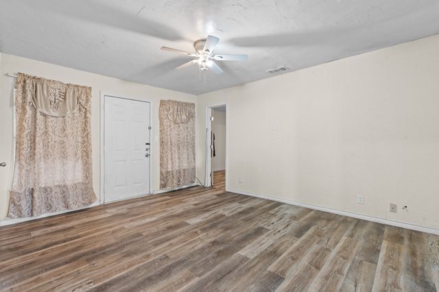 3839 Ave Avenue N, Fort Worth, TX 76105