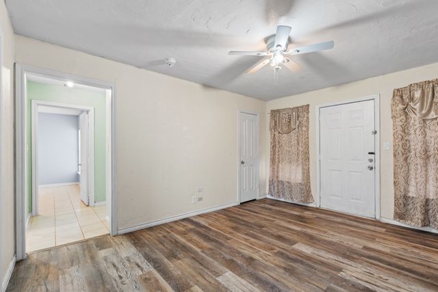 3839 Ave Avenue N, Fort Worth, TX 76105