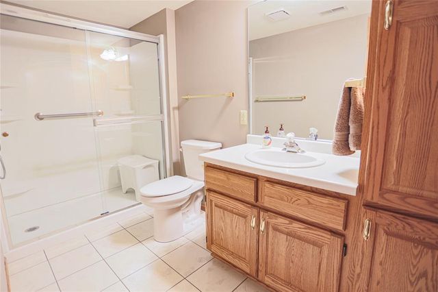 1825 Golf View Drive, River Falls, WI 54022