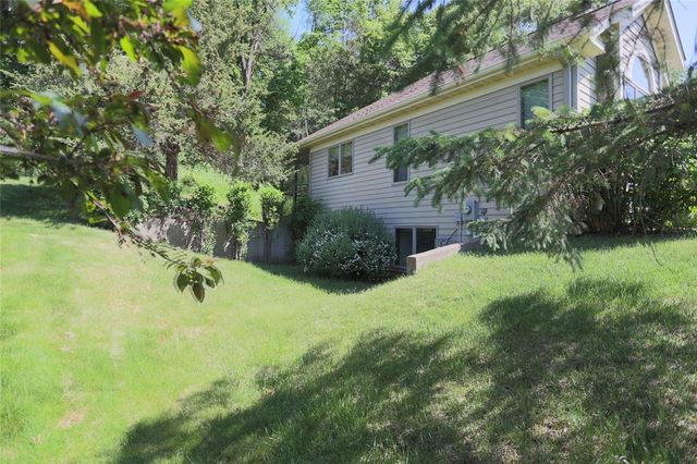 1825 Golf View Drive, River Falls, WI 54022