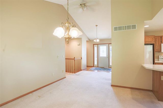 1825 Golf View Drive, River Falls, WI 54022