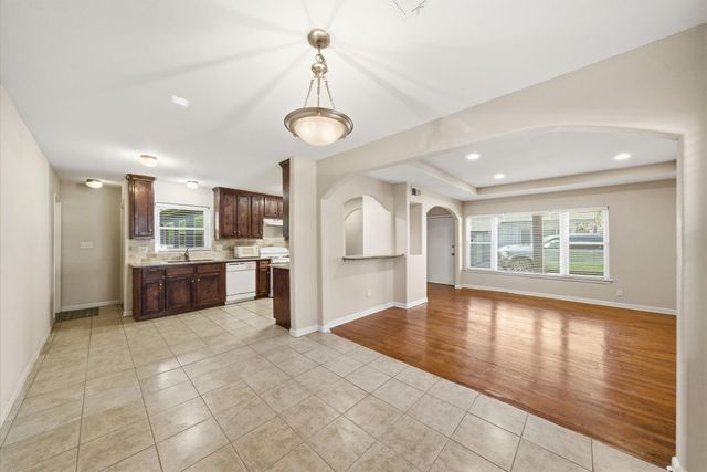 1618 Antoine Drive, Houston, TX 77055