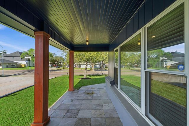 1618 Antoine Drive, Houston, TX 77055