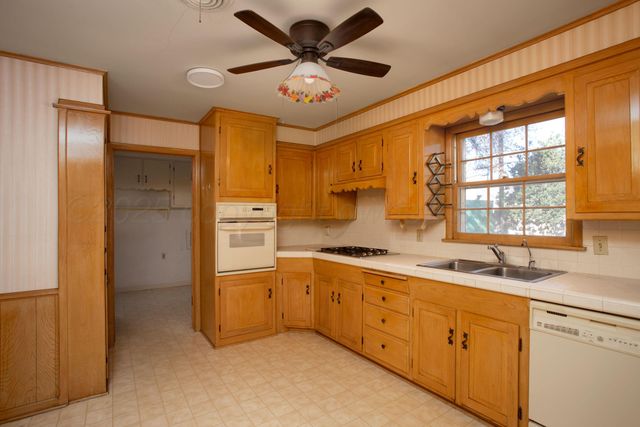 6404 DREYFUSS Road, Amarillo, TX 79106