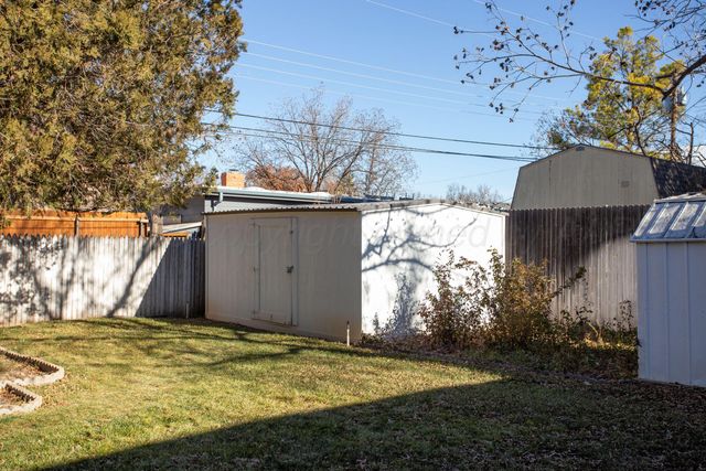 6404 DREYFUSS Road, Amarillo, TX 79106