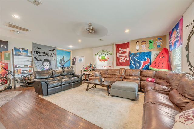 102 Sterling Street A, College Station, TX 77840