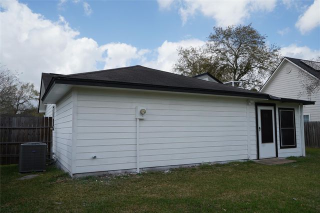 17030 Morning Star Avenue, Crosby, TX 77532