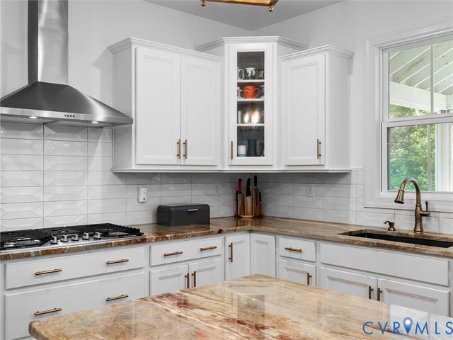 5406 Swift Fox Place, Moseley, VA 23120