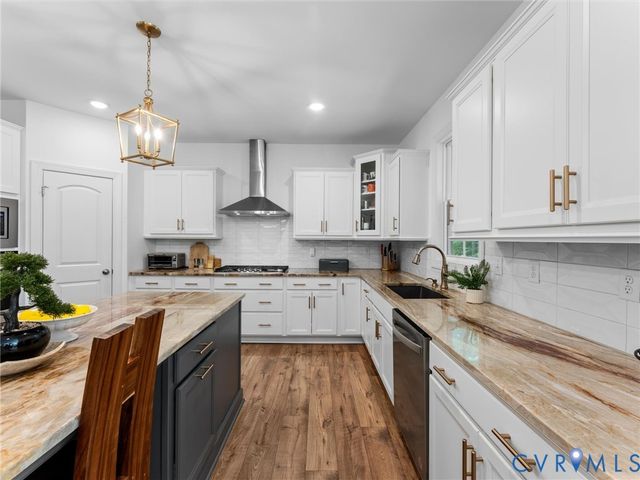 5406 Swift Fox Place, Moseley, VA 23120
