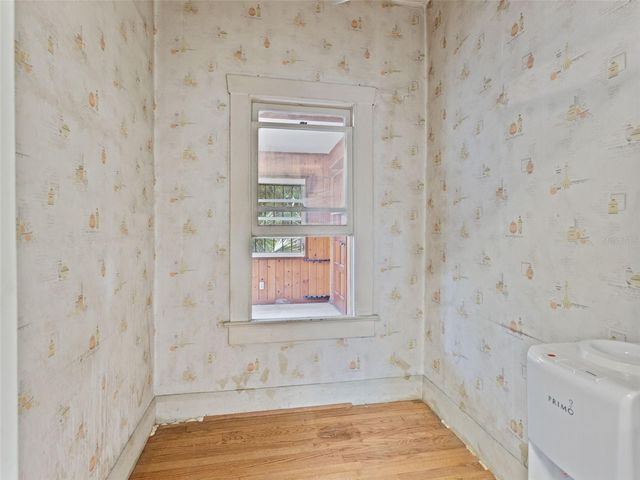 702 W VIRGINIA AVENUE, Tampa, FL 33603