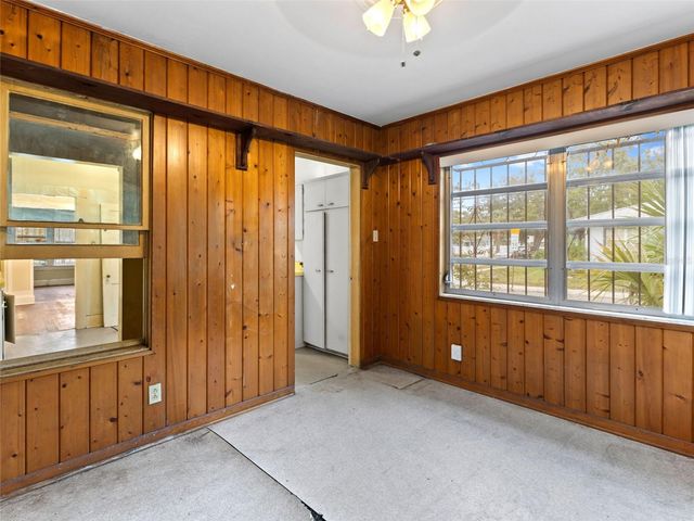 702 W VIRGINIA AVENUE, Tampa, FL 33603