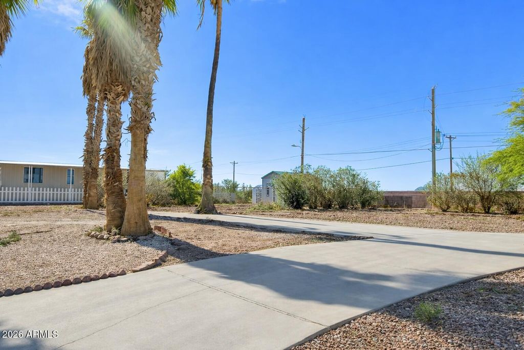 1119 W CORINTHIAN Circle 84, Casa Grande, AZ 85122 — photo 2