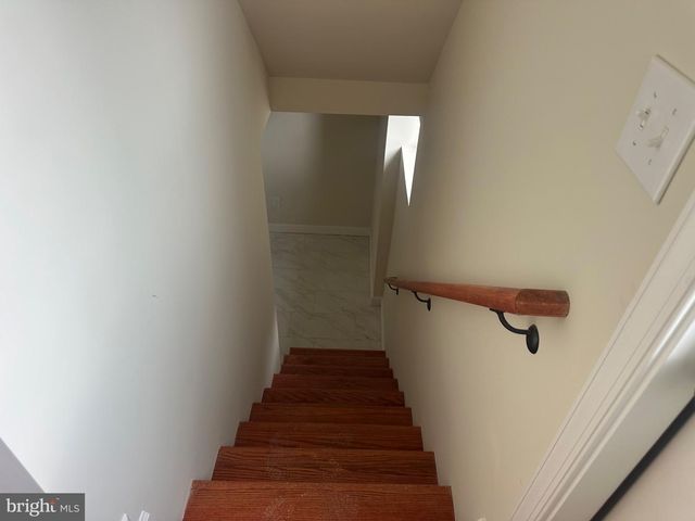 818 CHILLUM RD, Hyattsville, MD 20783
