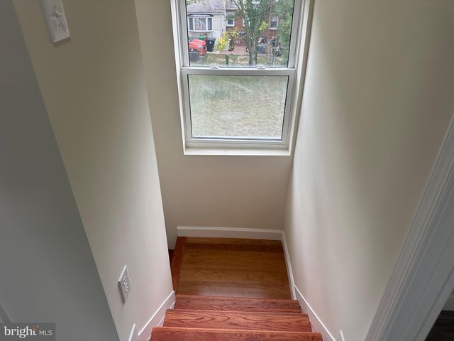 818 CHILLUM RD, Hyattsville, MD 20783