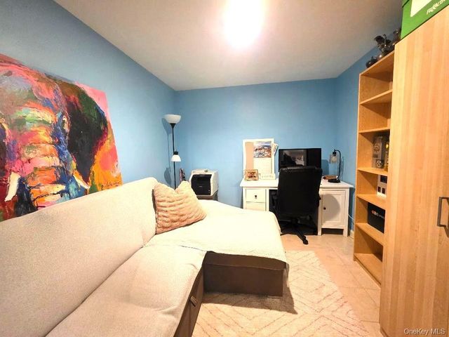 565 Avenue A 104, Uniondale, NY 11553