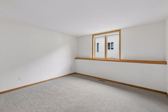 7690 Gibraltar Terrace, Apple Valley, MN 55124