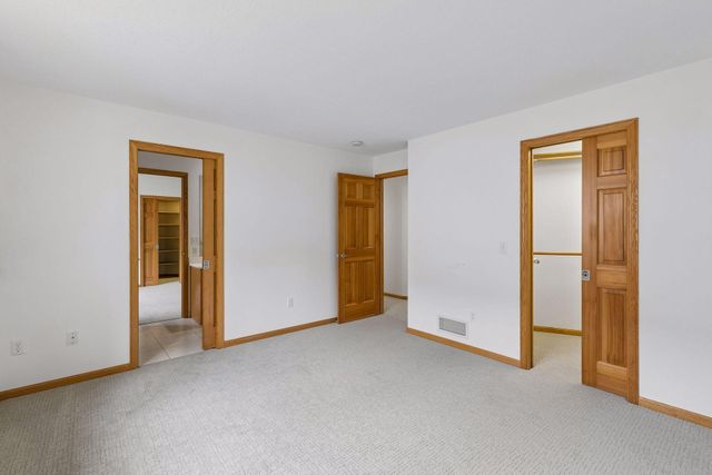 7690 Gibraltar Terrace, Apple Valley, MN 55124