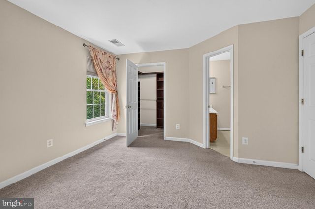 250 KIRBY ST, Manassas Park, VA 20111