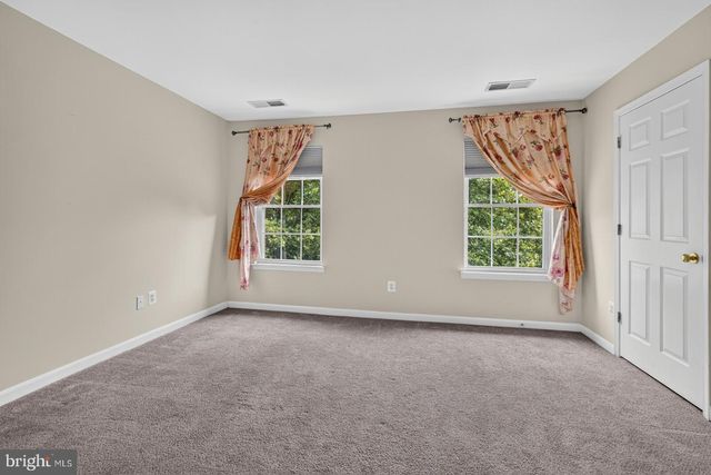 250 KIRBY ST, Manassas Park, VA 20111