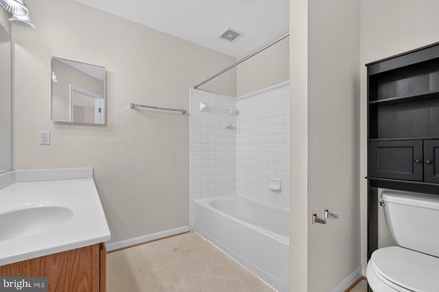 250 KIRBY ST, Manassas Park, VA 20111
