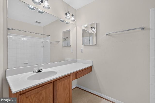 250 KIRBY ST, Manassas Park, VA 20111
